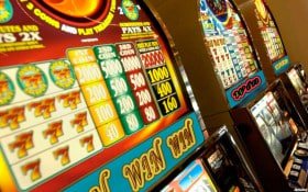 farfarfar game Mobile Application Interface
